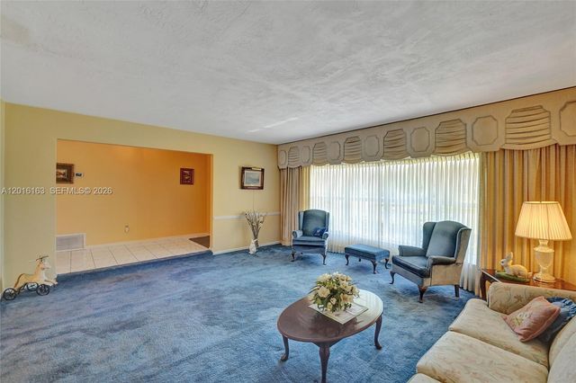 1330 NW 122nd Ave, Pembroke Pines, FL 33026