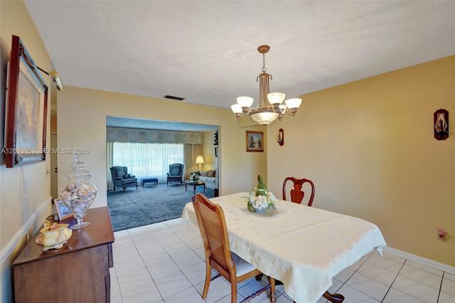 1330 NW 122nd Ave, Pembroke Pines, FL 33026