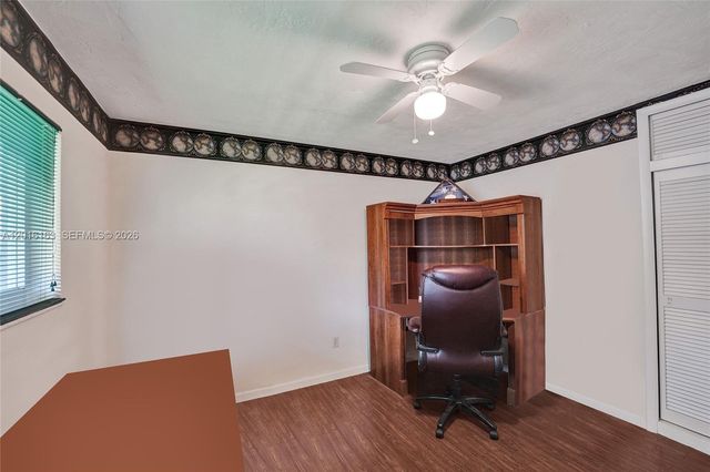 1330 NW 122nd Ave, Pembroke Pines, FL 33026