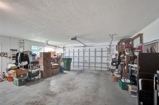 1330 NW 122nd Ave, Pembroke Pines, FL 33026