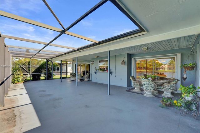 1330 NW 122nd Ave, Pembroke Pines, FL 33026