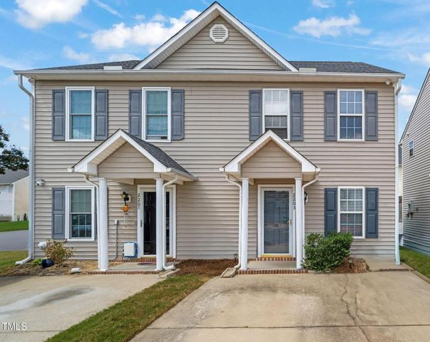 2203 Whistling Straits Way, Raleigh, NC 27604