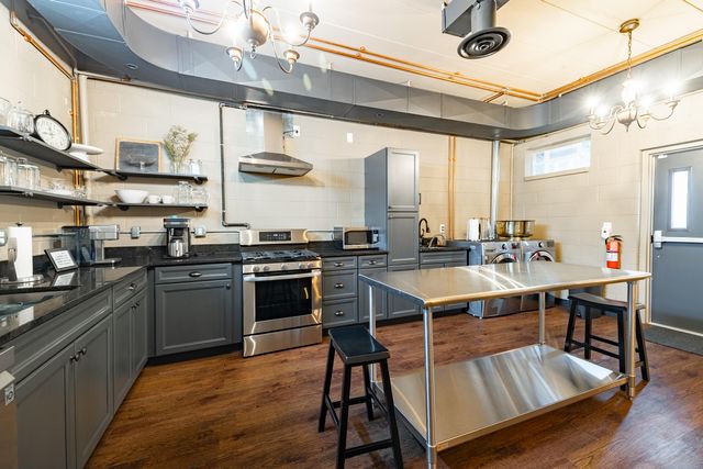 2730 Edsel St Street, Trenton, MI 48183