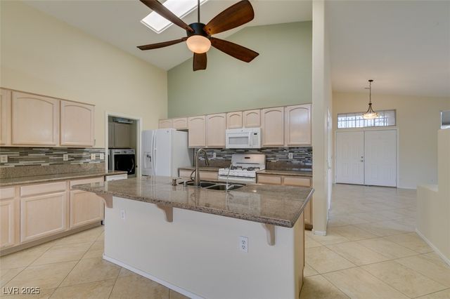 1050 Kennebunk Circle, Henderson, NV 89015