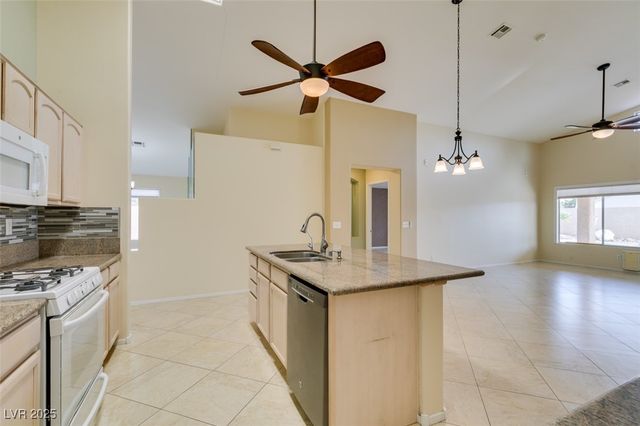 1050 Kennebunk Circle, Henderson, NV 89015