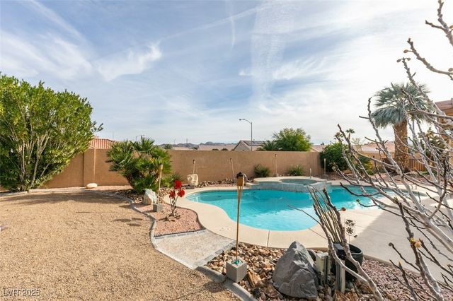 1050 Kennebunk Circle, Henderson, NV 89015