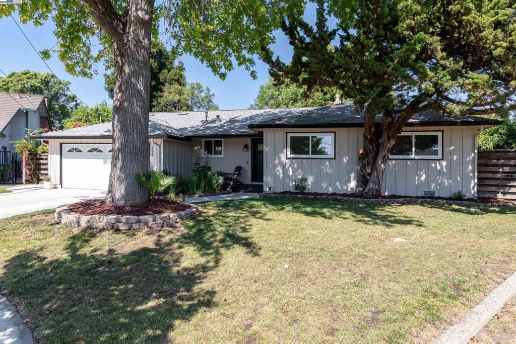 Image 1 of property listing at 5268 Keeler Ct, Fremont, CA 94536