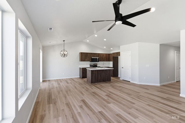 74 N Tideberry Ave, Kuna, ID 83634