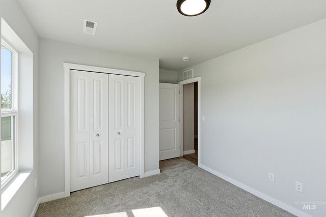 74 N Tideberry Ave, Kuna, ID 83634