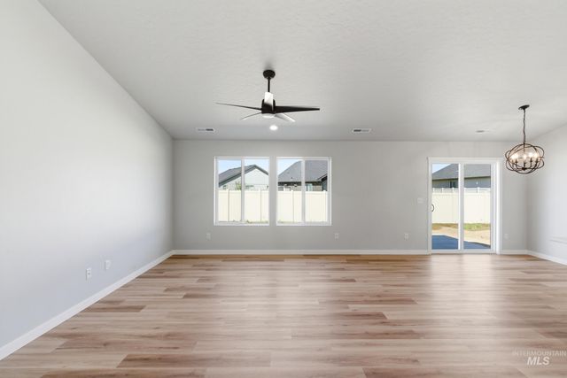 74 N Tideberry Ave, Kuna, ID 83634