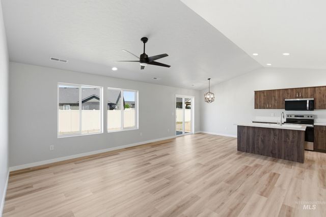 74 N Tideberry Ave, Kuna, ID 83634