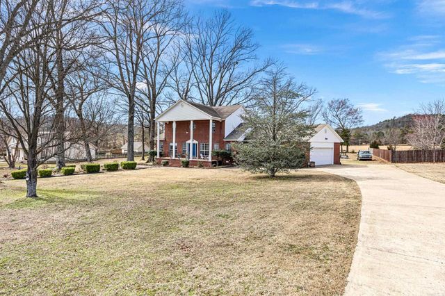 343 Walleye Drive, Russellville, AR 72802
