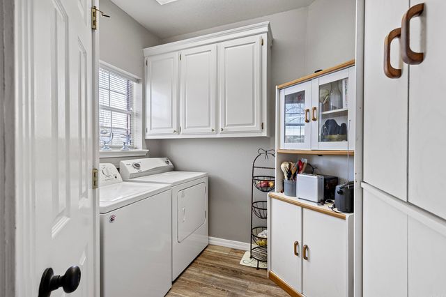 343 Walleye Drive, Russellville, AR 72802