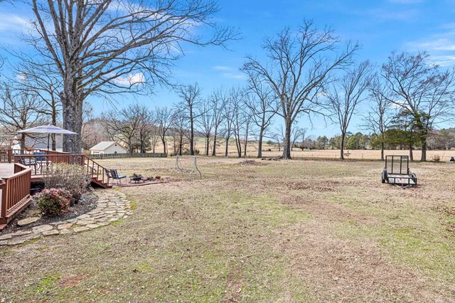343 Walleye Drive, Russellville, AR 72802