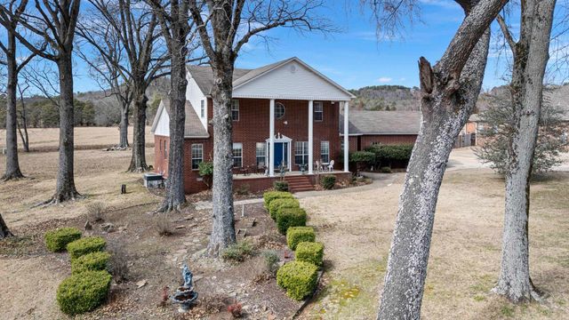 343 Walleye Drive, Russellville, AR 72802