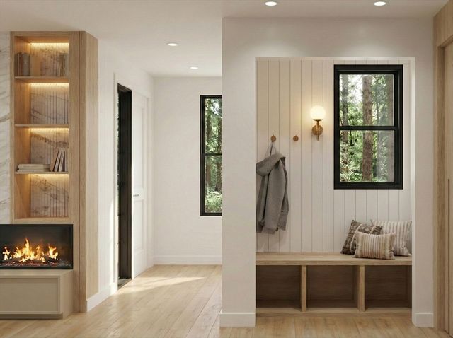 9 Ledge St, Melrose, MA 02176