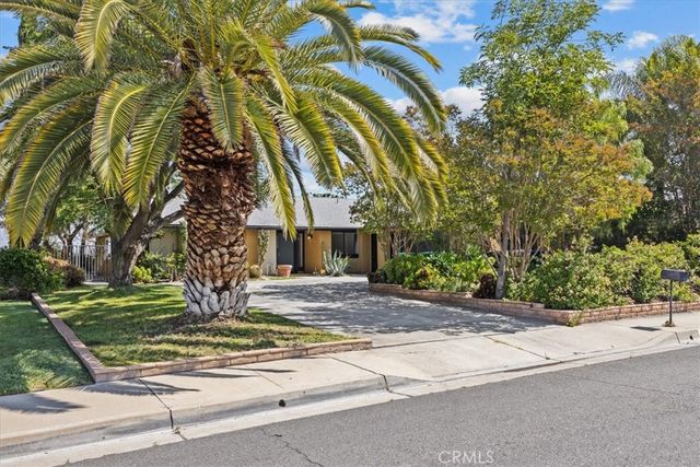 25660 Allen Way, Loma Linda, CA 92354
