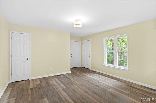 445 Washington Street, Florissant, MO 63031