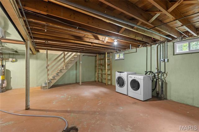 445 Washington Street, Florissant, MO 63031