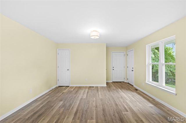 445 Washington Street, Florissant, MO 63031