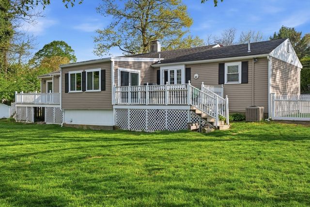 264 Webster St, Marshfield, MA 02050
