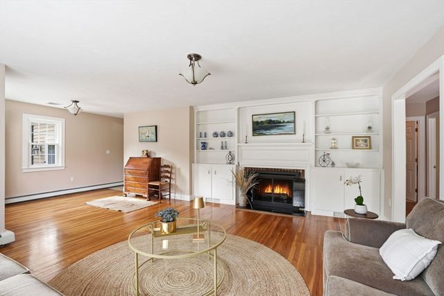 264 Webster St, Marshfield, MA 02050