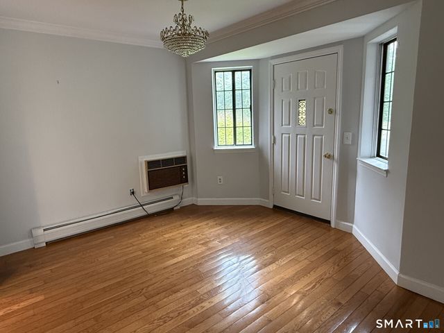 10 Tara Drive 10, Brookfield, CT 06804