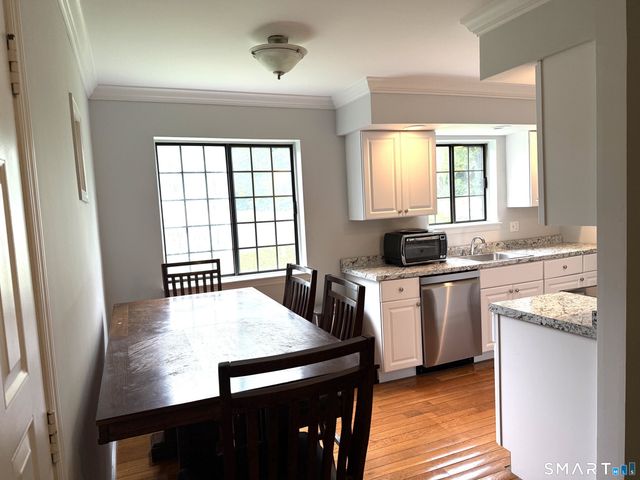 10 Tara Drive 10, Brookfield, CT 06804