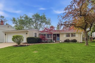 492 Weidner Road, Buffalo Grove, IL 60089
