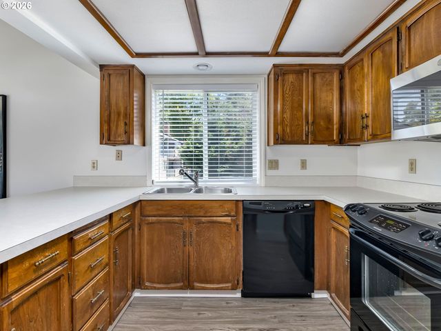 12325 Se 104TH Ct, Happy Valley, OR 97086