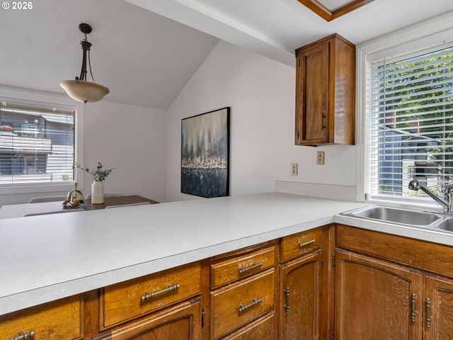 12325 Se 104TH Ct, Happy Valley, OR 97086