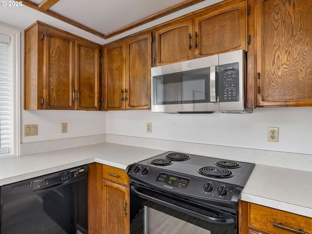 12325 Se 104TH Ct, Happy Valley, OR 97086