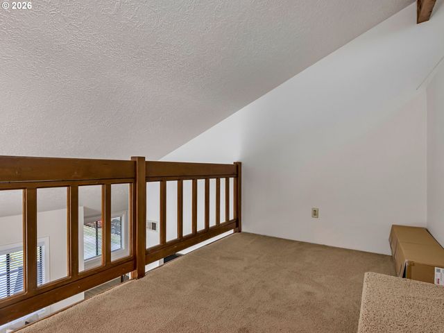12325 Se 104TH Ct, Happy Valley, OR 97086