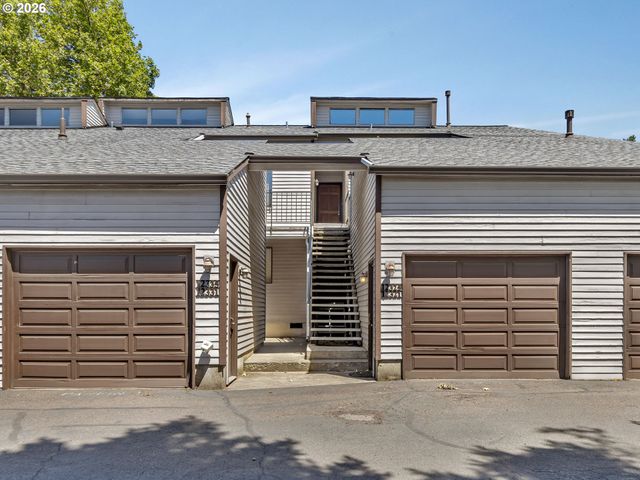 12325 Se 104TH Ct, Happy Valley, OR 97086