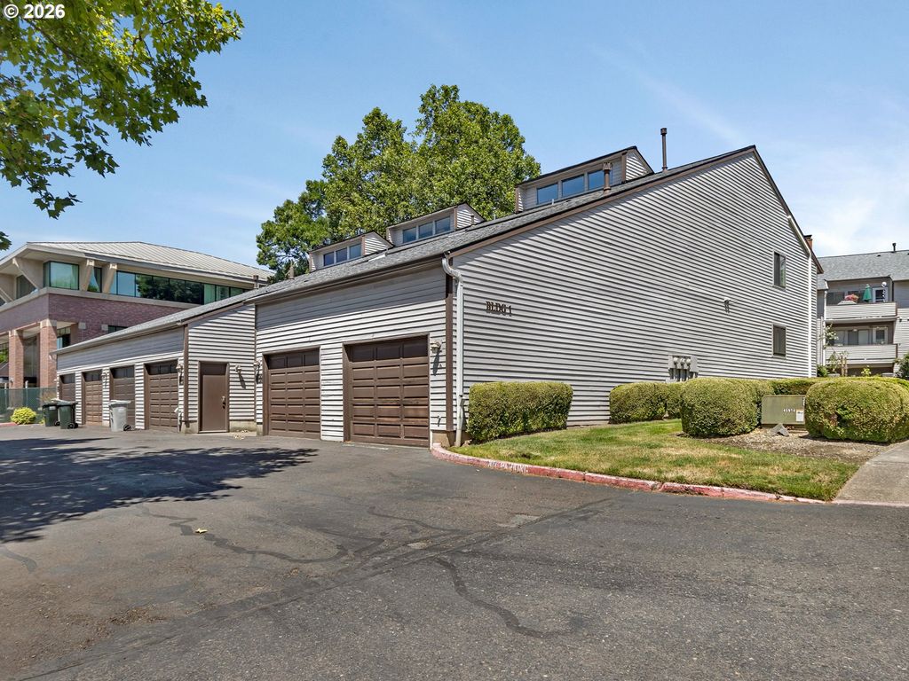 12325 Se 104TH Ct, Happy Valley, OR 97086