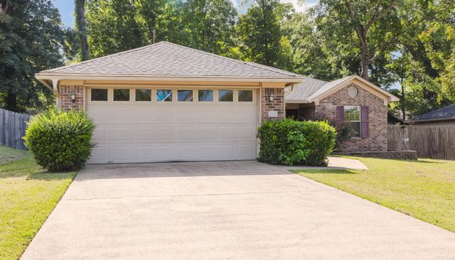 2921 Henson Place, Bryant, AR 72022