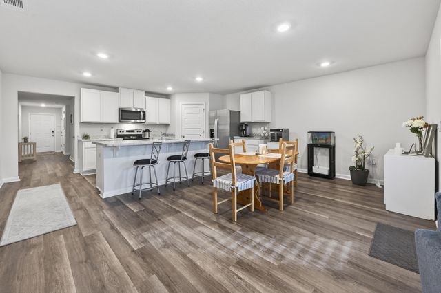 3049 Heritage Plantation Boulevard, Laurel Hill, FL 32567