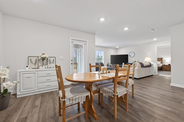 3049 Heritage Plantation Boulevard, Laurel Hill, FL 32567