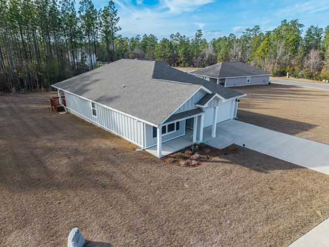 3049 Heritage Plantation Boulevard, Laurel Hill, FL 32567