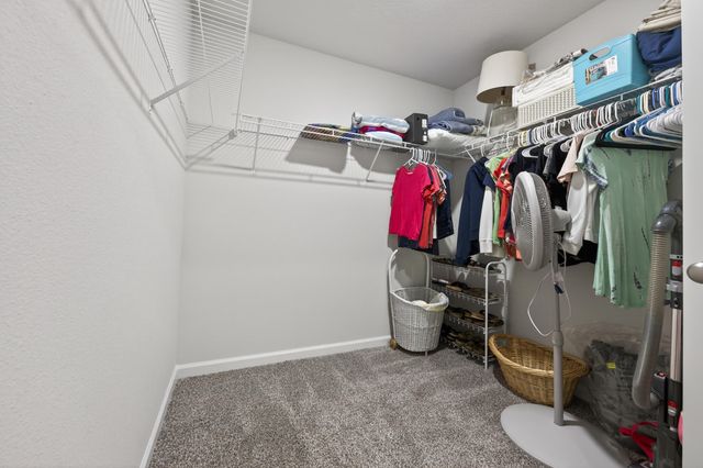 3049 Heritage Plantation Boulevard, Laurel Hill, FL 32567