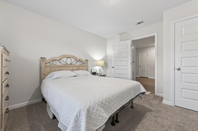 3049 Heritage Plantation Boulevard, Laurel Hill, FL 32567