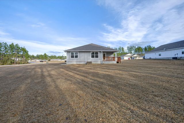 3049 Heritage Plantation Boulevard, Laurel Hill, FL 32567