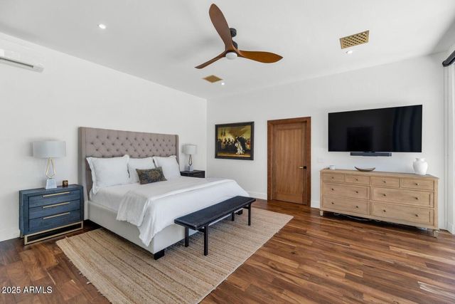 5812 N 44TH Place, Phoenix, AZ 85018