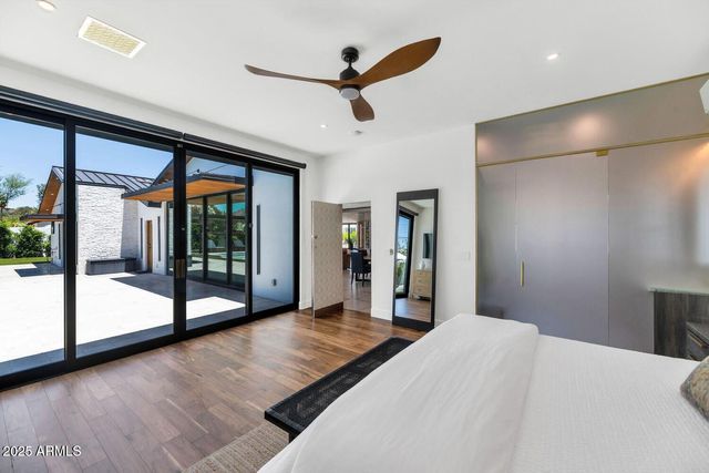 5812 N 44TH Place, Phoenix, AZ 85018