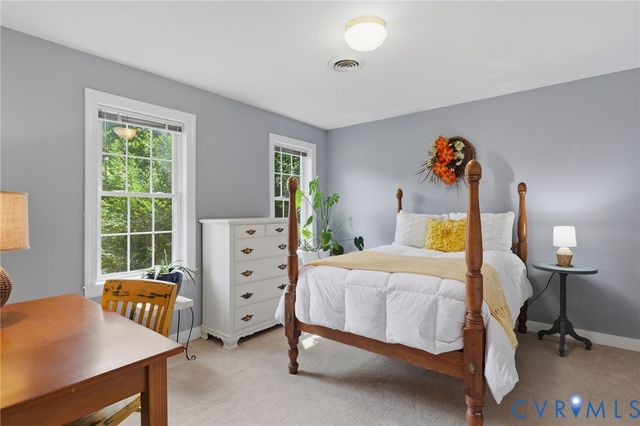 604 Cross Ridge LN, Manakin Sabot, VA 23103
