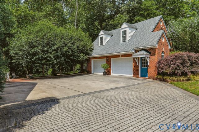 604 Cross Ridge LN, Manakin Sabot, VA 23103