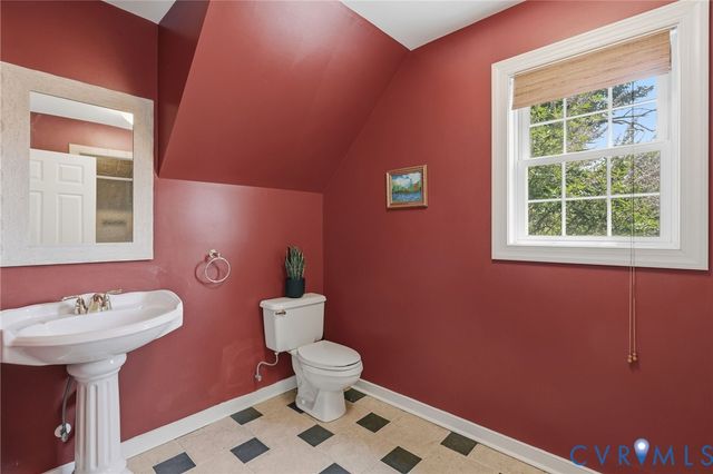 604 Cross Ridge LN, Manakin Sabot, VA 23103