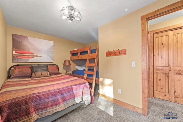 21156 GILDED MOUNTAIN LP, Lead, SD 57754