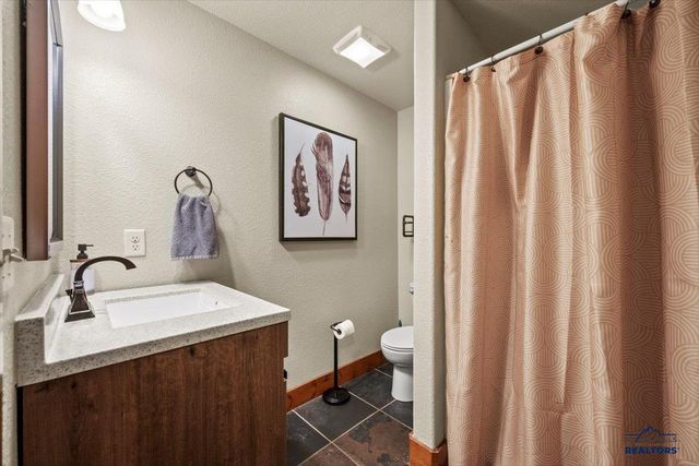 21156 GILDED MOUNTAIN LP, Lead, SD 57754