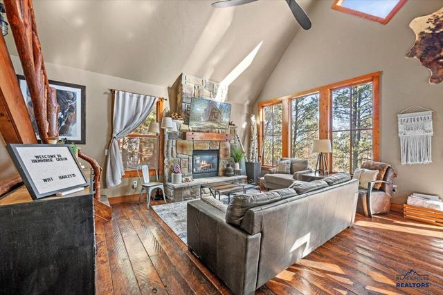 21156 GILDED MOUNTAIN LP, Lead, SD 57754